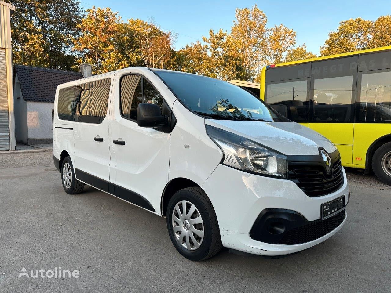 Renault Trafic 1.6 dCi - 9 Sitzer - Klima - Navi passenger van