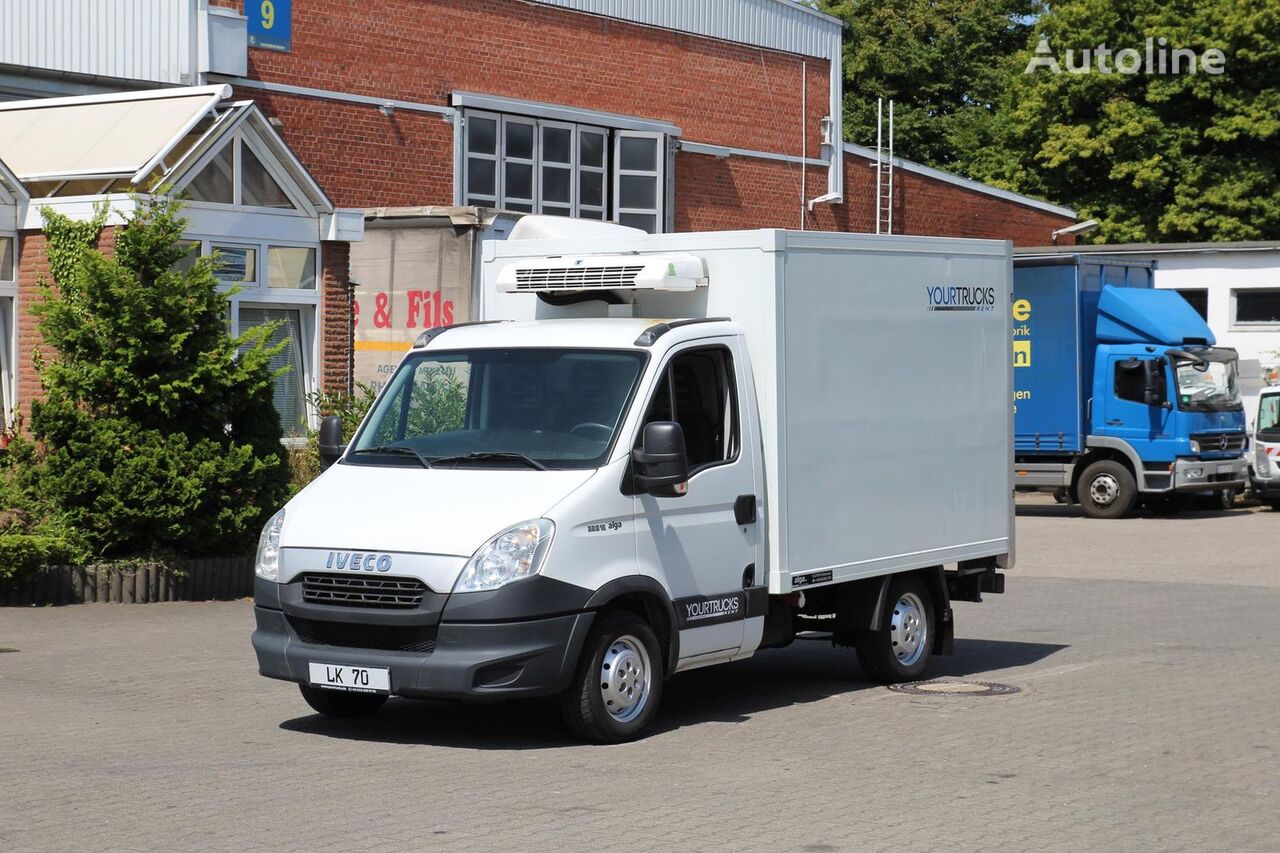 IVECO Daily 35S15   refrigerated truck < 3.5t