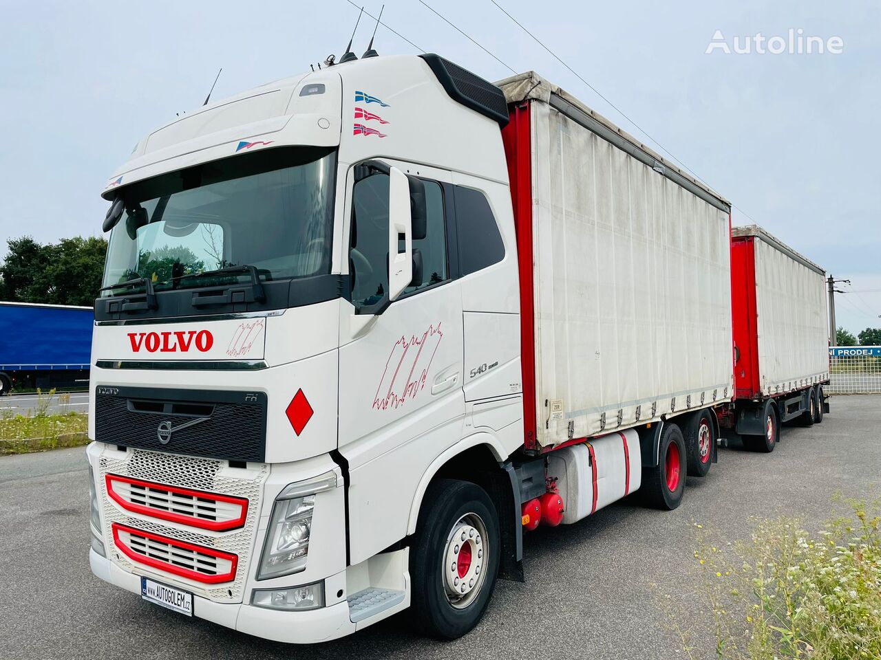 Volvo FH 540 curtainsider truck + curtain side trailer