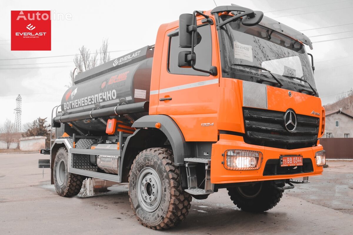 new Everlast Toplivozapravshchik fuel truck