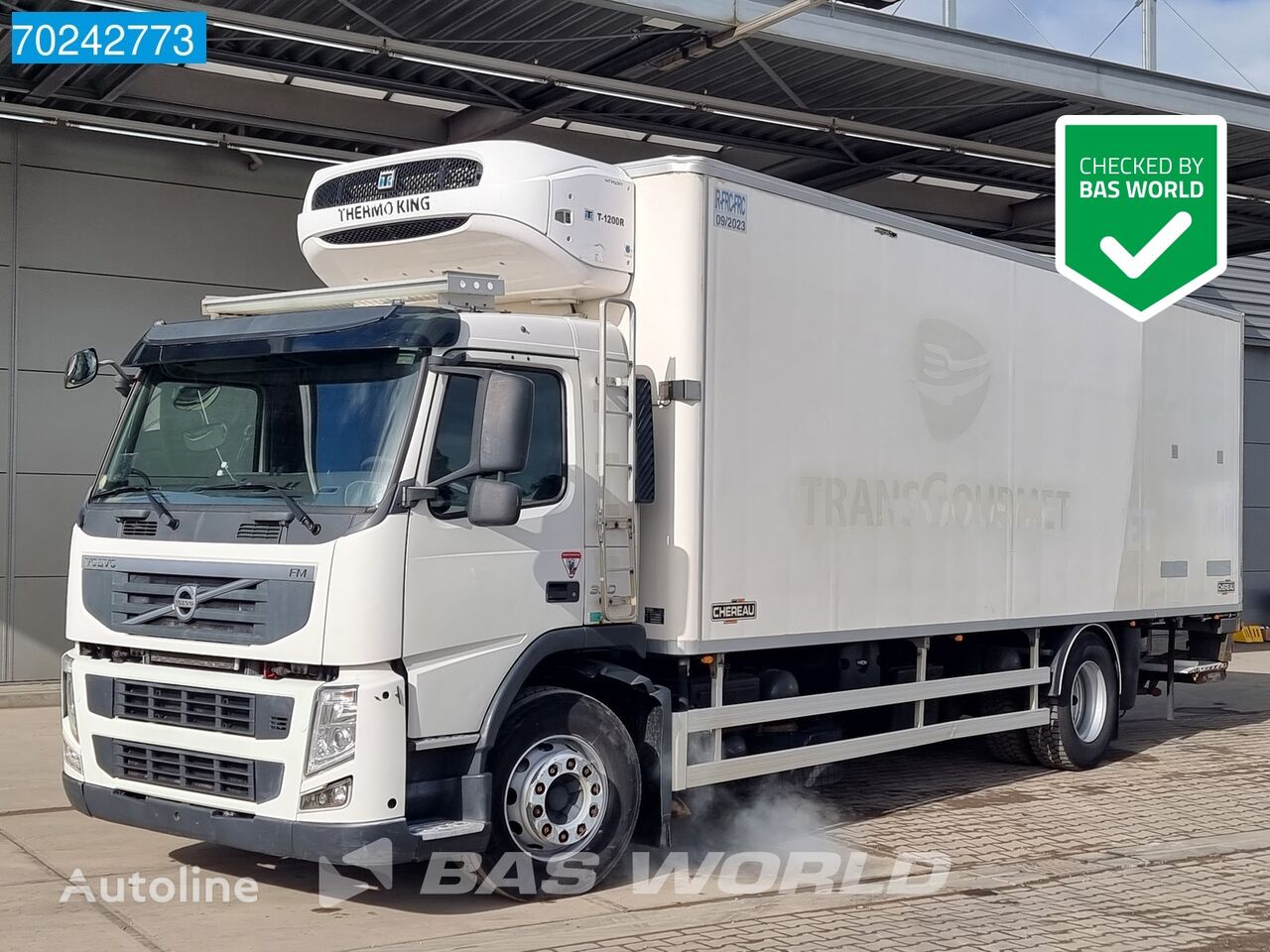 Volvo FM 330 4X2 Thermo-King T-1200R Multitemp Ladebordwand Euro 5 refrigerated truck