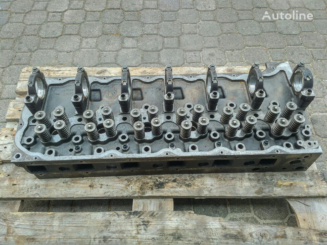 Volvo FM 260 300 340 380 - D9A cylinder head for Volvo E3 - Euro 3 truck