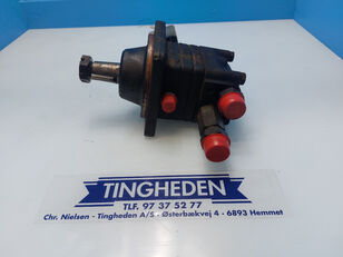 New Holland CR9090 hydraulic distributor